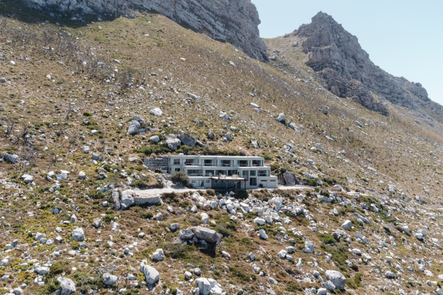 8 Bedroom Property for Sale in Pringle Bay Western Cape